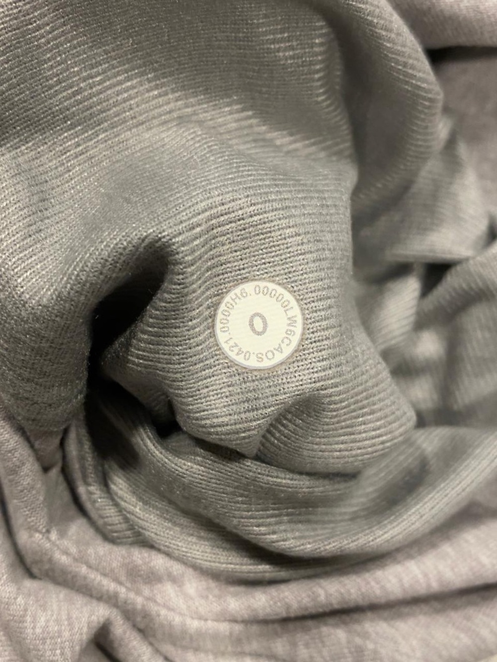 Lululemon Heathered Grey Align Joggers - Size 0 - Picture 7 of 7